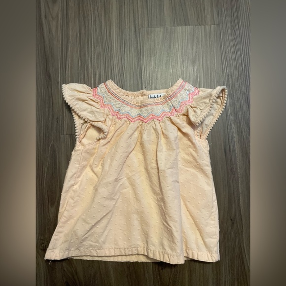Nicole Miller Cream & Pink Blouse with Ruffle Sleeves and embroidered detail 5T - Picture 3 of 4